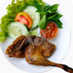 Bebek Goreng