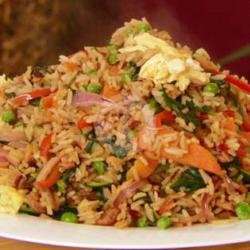 Nasi Goreng Istimewa, Cumi , Udang, Daging, Ayam,l Pilet,telor