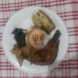 Nasi Mujair Goreng Telor Dadar,rames Komplit