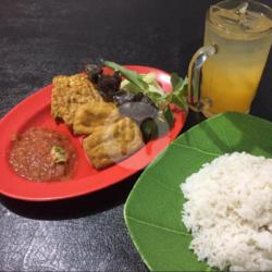 Paket Tempe Tahu ( Nasi   Tempe Tahu   Ati Ampela   Es Jeruk )