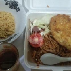 Nasi Goreng Teri Tlor Dadar Indomie Teh Manis Pnas/dngin Es