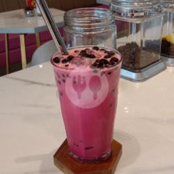 Boba Red Velvet