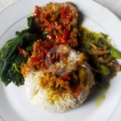 Nasi Dendeng Sambel Teri Pete