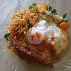 Nasi Haneut Rencangna Tongkol Balado Mie Goreng Sayur