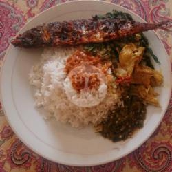 Paket Nasi Gembung Bakar