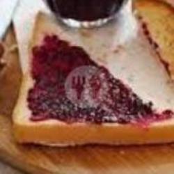 Roti Bakar Blueberry