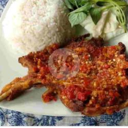 Paket Pecel Ayam Sambal Mercon (pot8)