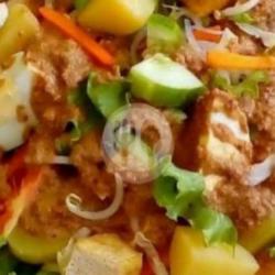Gado Gado Pedas