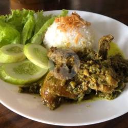 Nasi Ayam Lado Mudo