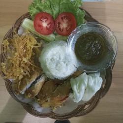 Paket Ayam Goreng Sereh Sambel Ijo