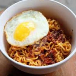 Nasi Indomie Goreng Dadar Telur