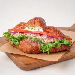 Tuna Tartar Croissant Sandwich