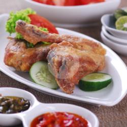 Paket Ayam Goreng Presto   Nasi (kampung)