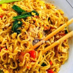 Mie Goreng Ayam Tomat Nyemek