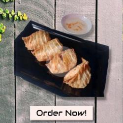 Deep Fried Gyoza 4pcs(goreng)