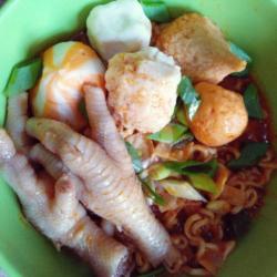 Sukimieker ( Suki Mie Ceker Bumbu Seblak)