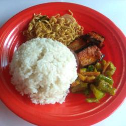 Nasi   Terong Balado   Mie   Tumisan / Sayur