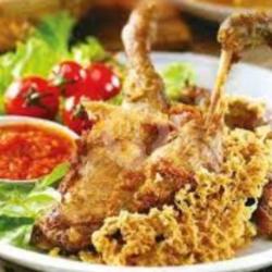 Paket Ayam Kremes Nasi Sambel Lalapan
