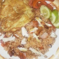 Nasi Goreng Ayam Pedas Plus Dadar Telor