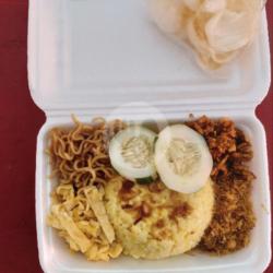 Nasi Kuning Standar