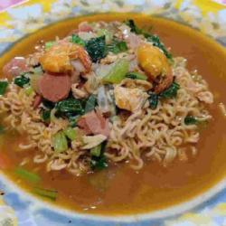 Mie Kuah Sosis,ayam Bakso