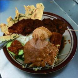 Nasi Pecel Sate Komo