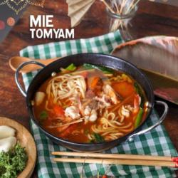 Mie Tomyam