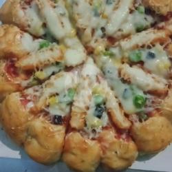 Pizza Stuffed Crust Nugget