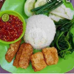 Paket Nasi Pecel Tahu Tempe Goreng