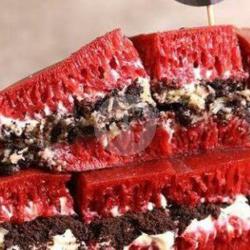 Red Velvet Kacang Coklat Wijen Susu