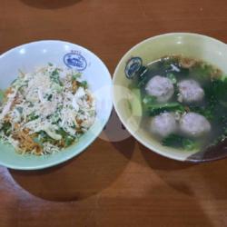 Yahun Manis Baso