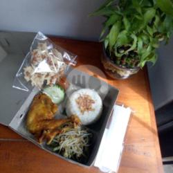 Nasi Pecel Ayam Akb