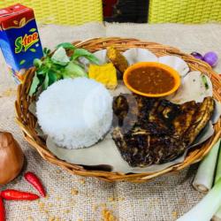 Paket Bandeng Bakar   Teh Pouch