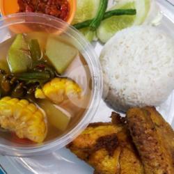 Paket Nasi Ayam Goreng Sayur Asem