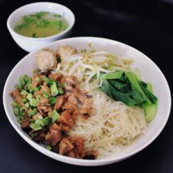 Bihun Yam Baso