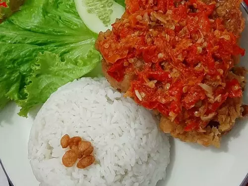 AYAM GEPREK TEH WULAN, PGDANGAN
