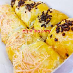 Pisang Bolen