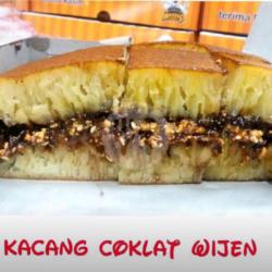 Kacang Coklat Wijen Blueband