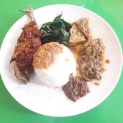 Nasi Ikan Sambal