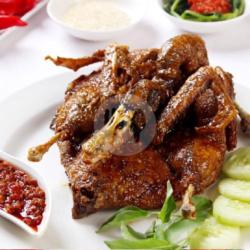 Bebek Presto Bakar Ekor