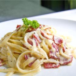 Fettucinne Carbonara Small