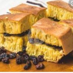 Martabak Bangka Keju Kismis