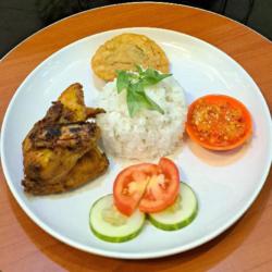 Nasi Ayam Penyet   Bakwan Jagung