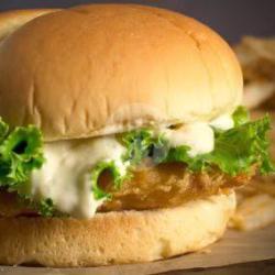 Carbonara Chicken Burger