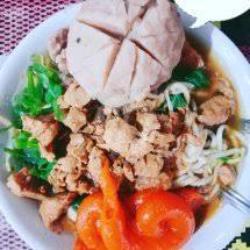 Mie Ayam Bakso Gede