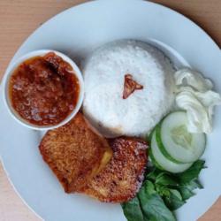 Paket Nasi Tahu Bakar (free Kobis Goreng)