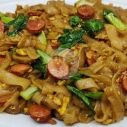 Kwetiau Goreng Bakso Sosis