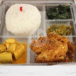 Paket Nasi Bok Ayam Goreng