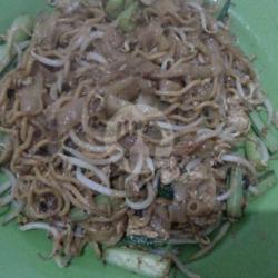 Kwetiaw Goreng Campur Sapi