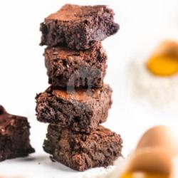 Fudge Choco Brownies Slice